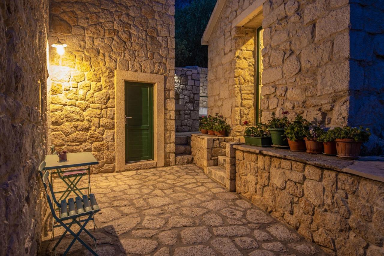 Peaceful Oasis With Whirlpool