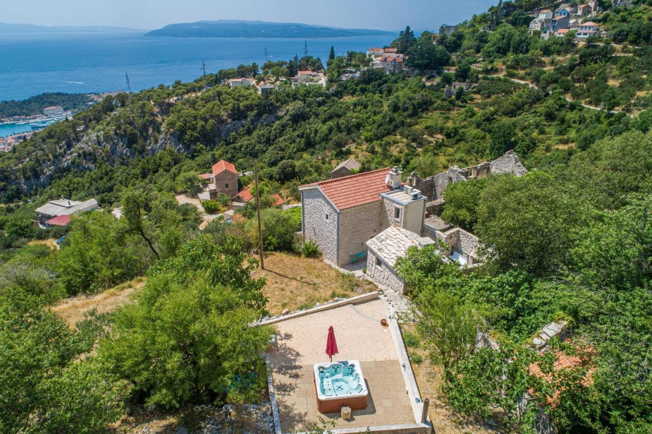 Peaceful Oasis With Whirlpool Holiday home Makarska