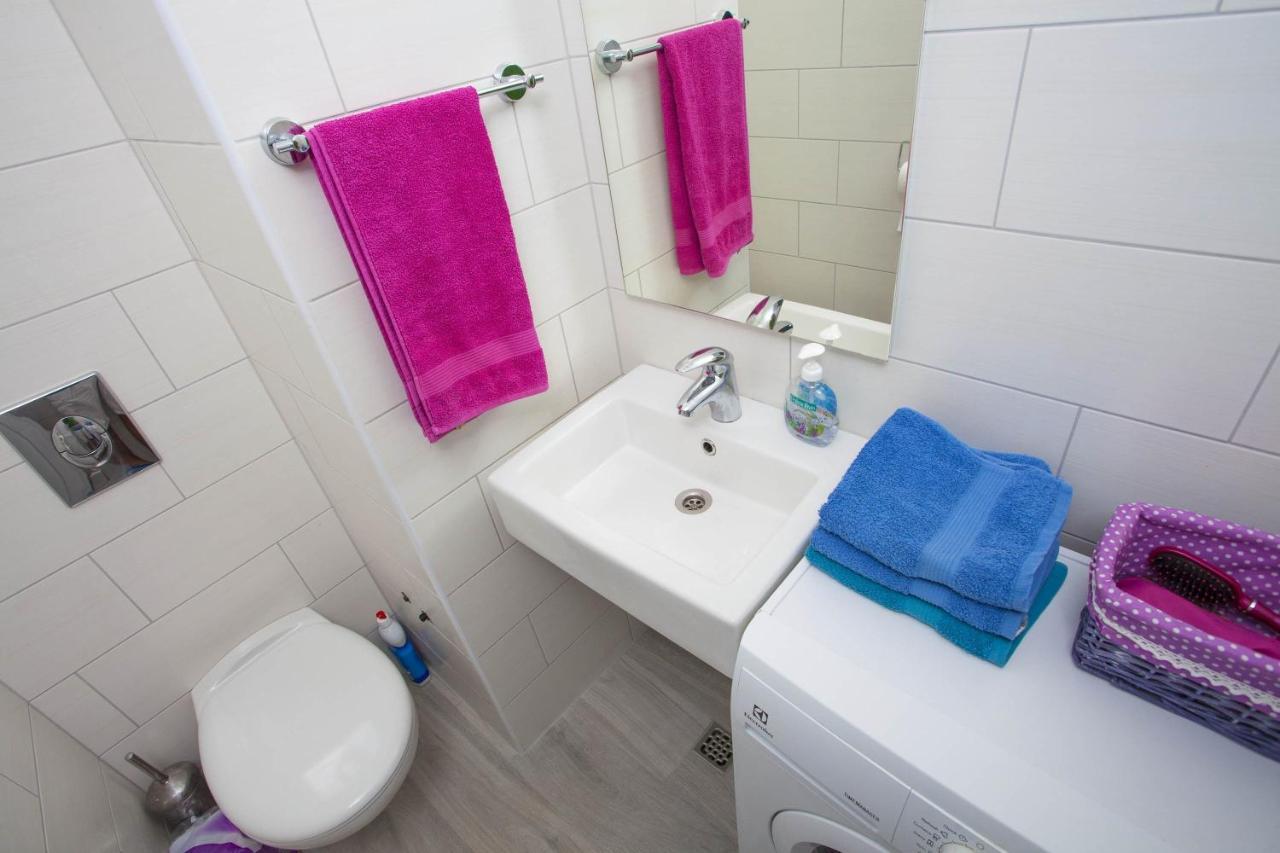 Peaceful Oasis With Whirlpool Makarska