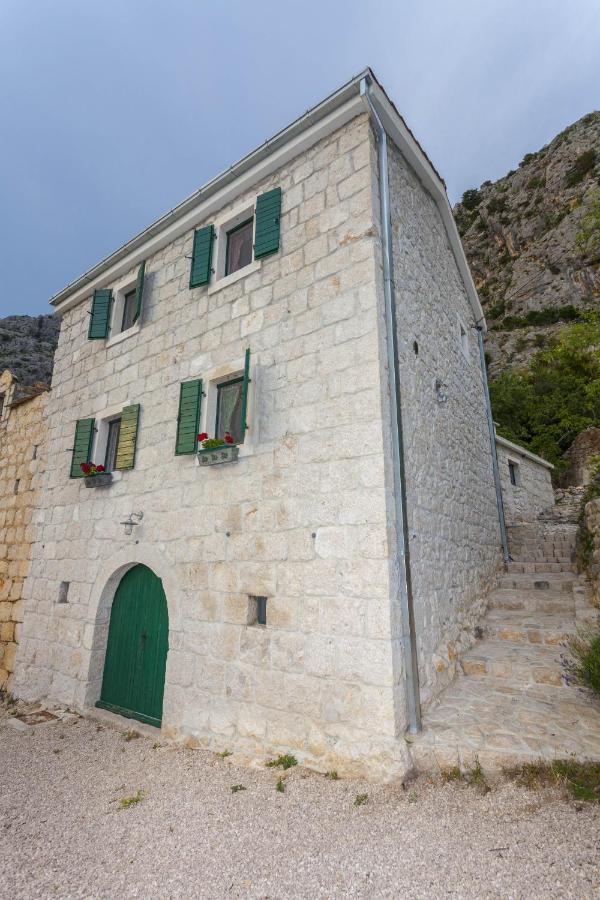 Peaceful Oasis With Whirlpool Holiday home *